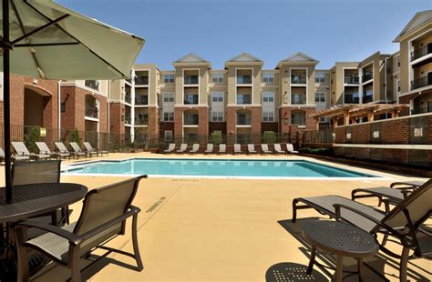 Let Dulles Greene provide you with the convenient location and spacious living environment you deserve. . Ashton at dulles corner apartments